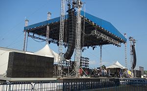 HALESTORM_04.jpg