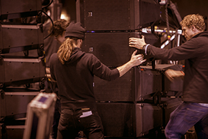 ev_x2_setup02_nov16_4c_fullrights_Original_26679.jpg